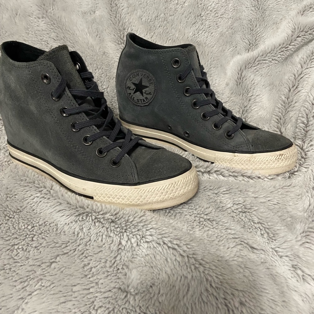Converse Chuck Taylor Dahlia Wedge Grey Suede Lux Sneakers